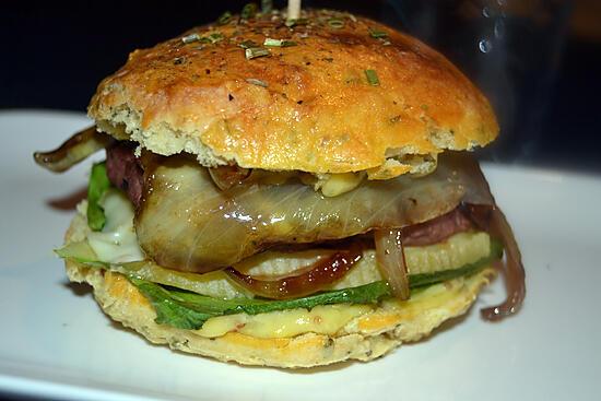 Burger "Munster and endives"